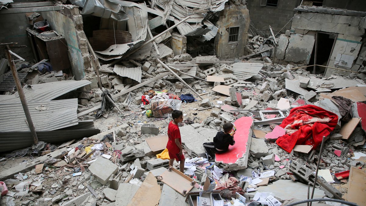 Symbolbild: Zerstörtes Haus durch Luftangriff (27.04.24)