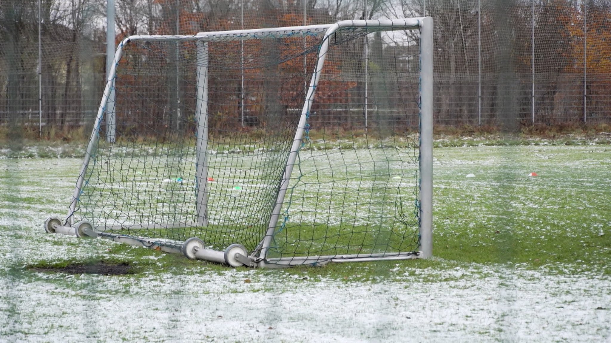 Fußballtor des Münchner Vereins TSV Maccabi.