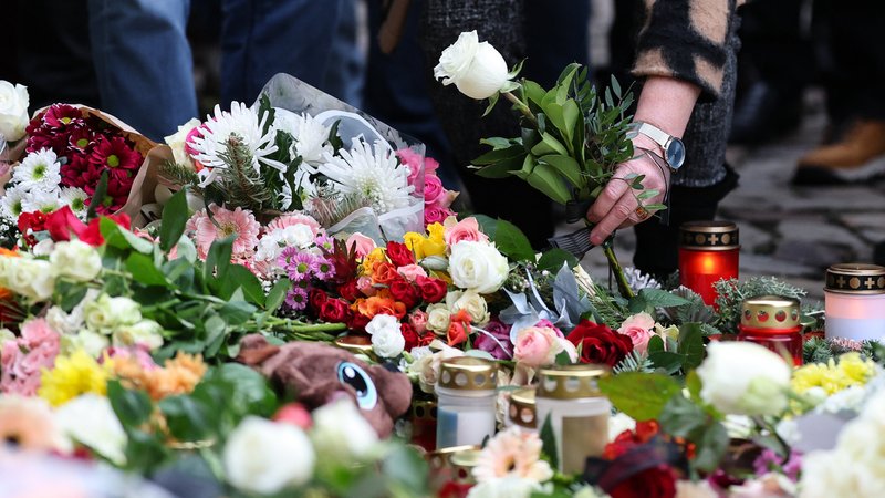 Trauer in Magdeburg nach dem Anschlag | Bild: pa/dpa/Jan Woitas Trauer in Magdeburg nach dem Anschlag