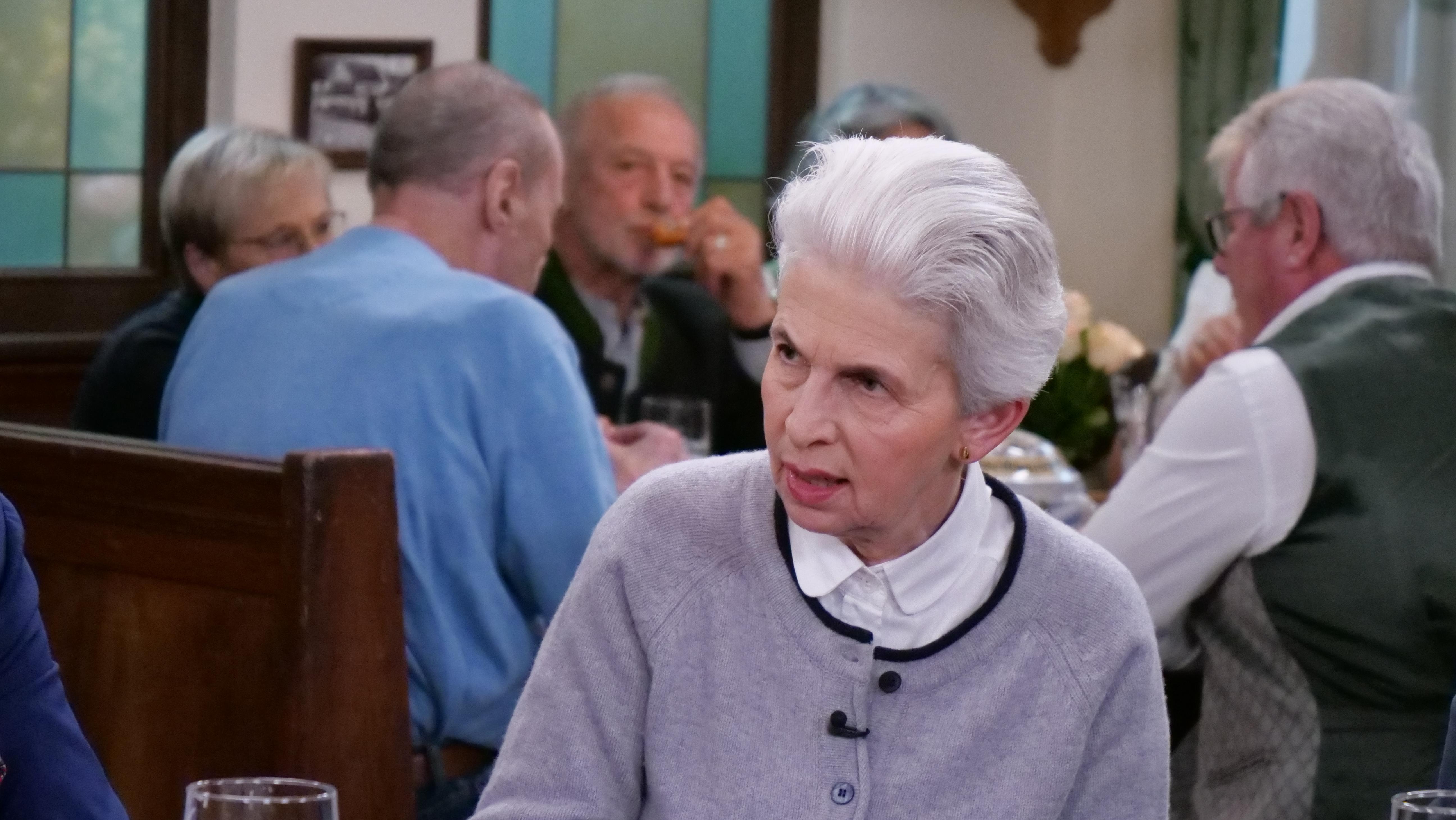 Marie-Agnes Strack-Zimmermann am BR Sonntags-Stammtisch