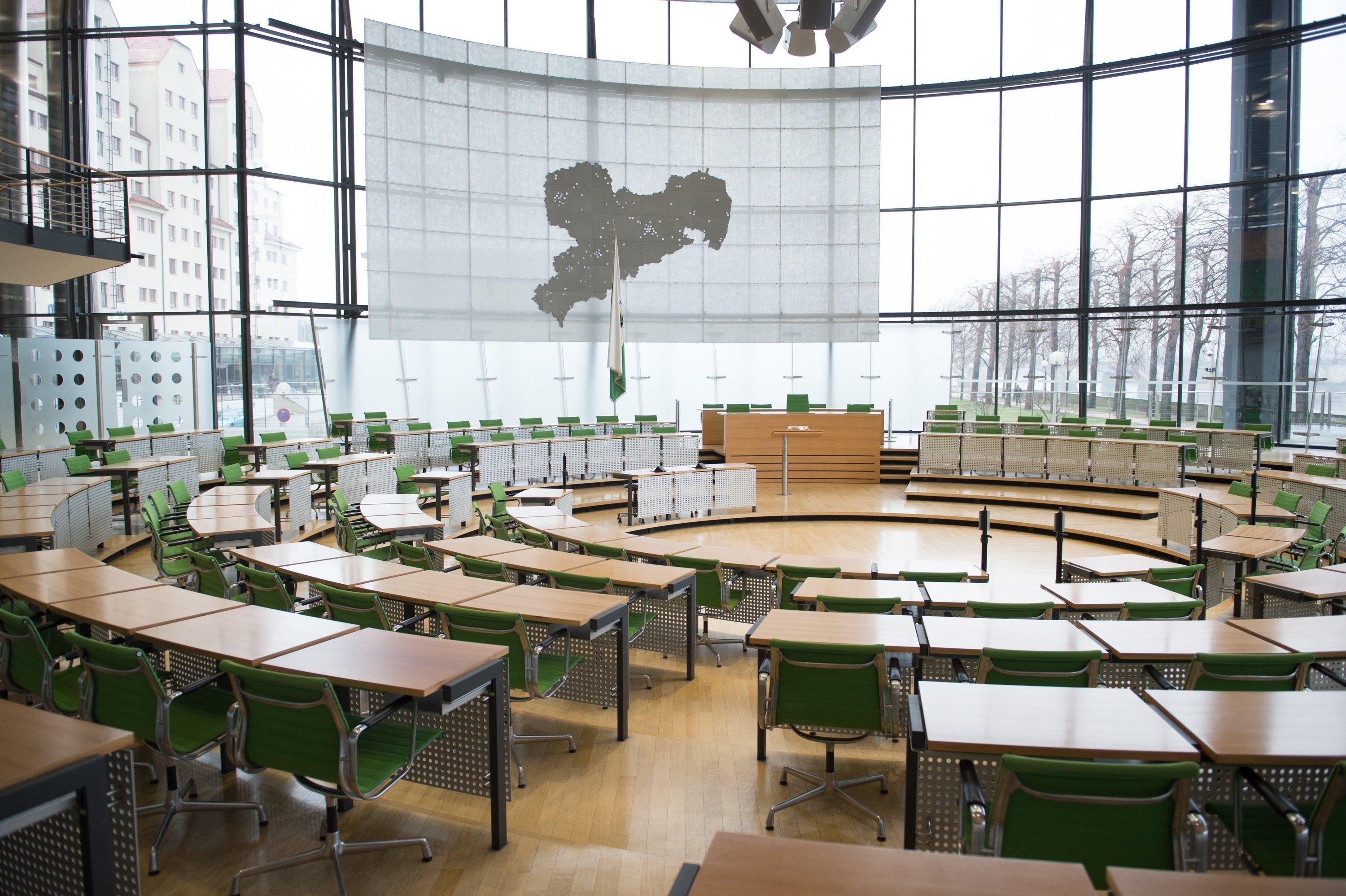 Der Plenarsaal des sächsischen Landtags.