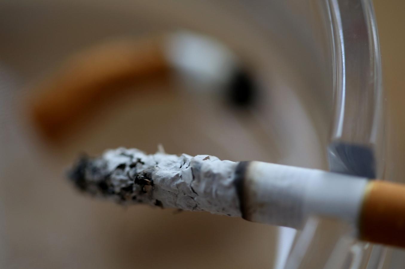 Warum Gibt Es Keine Eve Zigaretten Mehr Gibt es bald keine Zigaretten mehr? | BR24