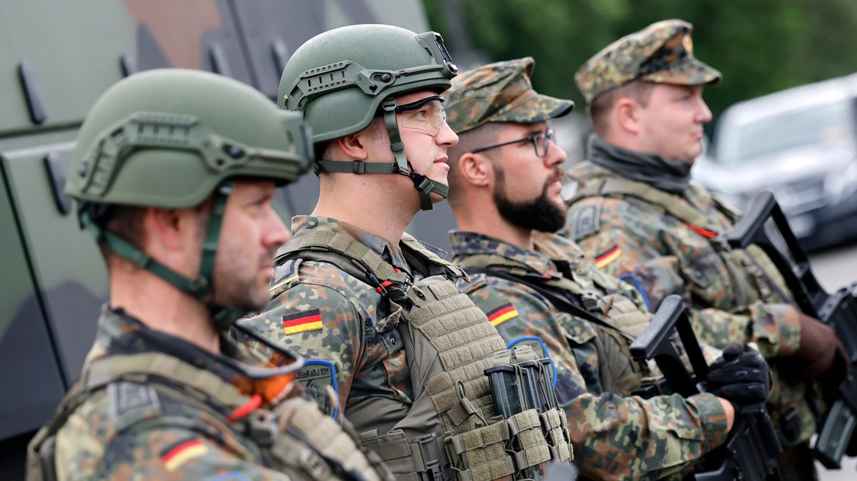 Verteidigungsausgaben: Deutschland meldet Rekordsumme an Nato
