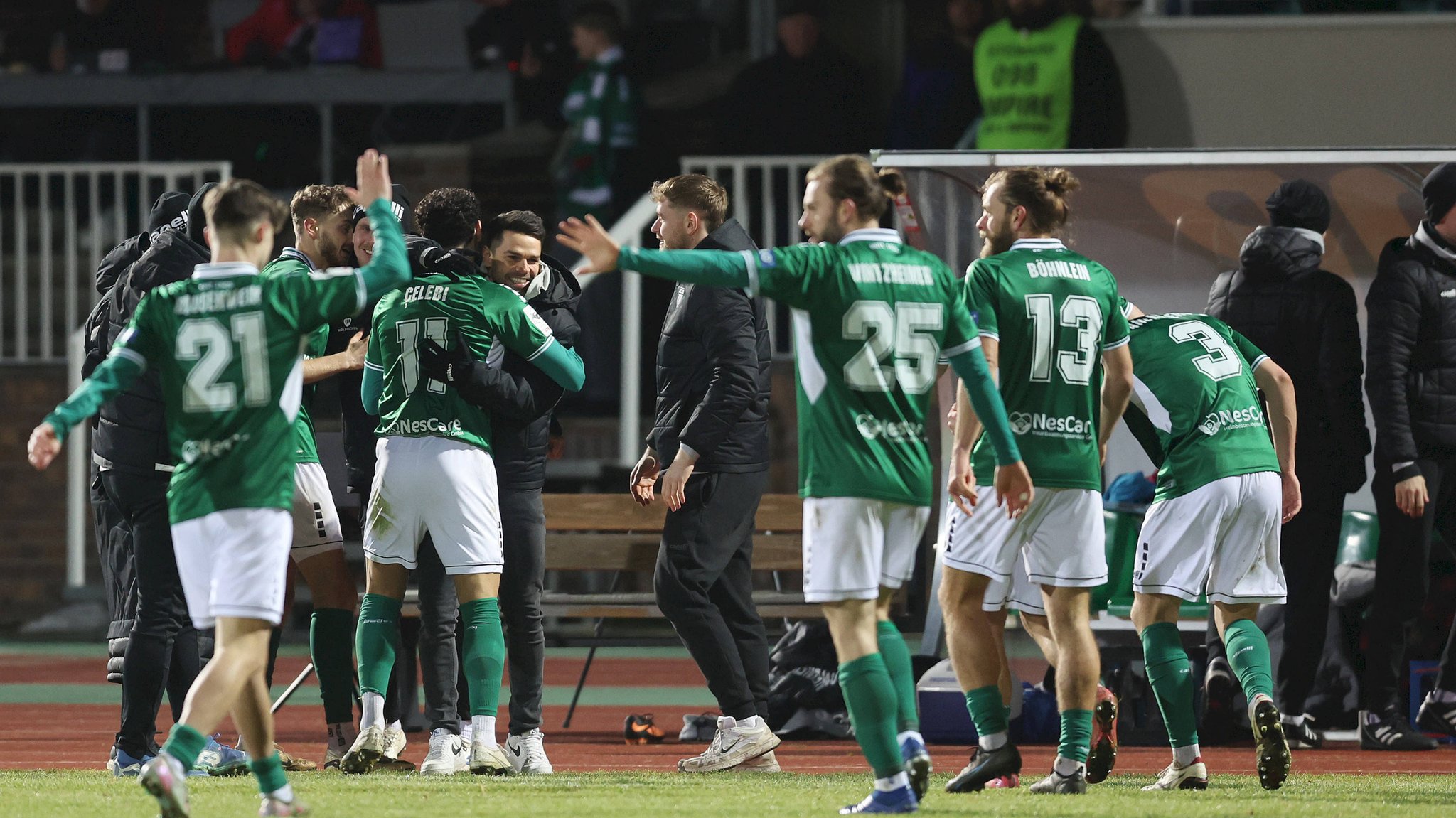 1. FC Schweinfurt 1905 - FC Viktoria Köln | Bild: IMAGO / Frank Scheuring 1. FC Schweinfurt 1905 - FC Viktoria Köln