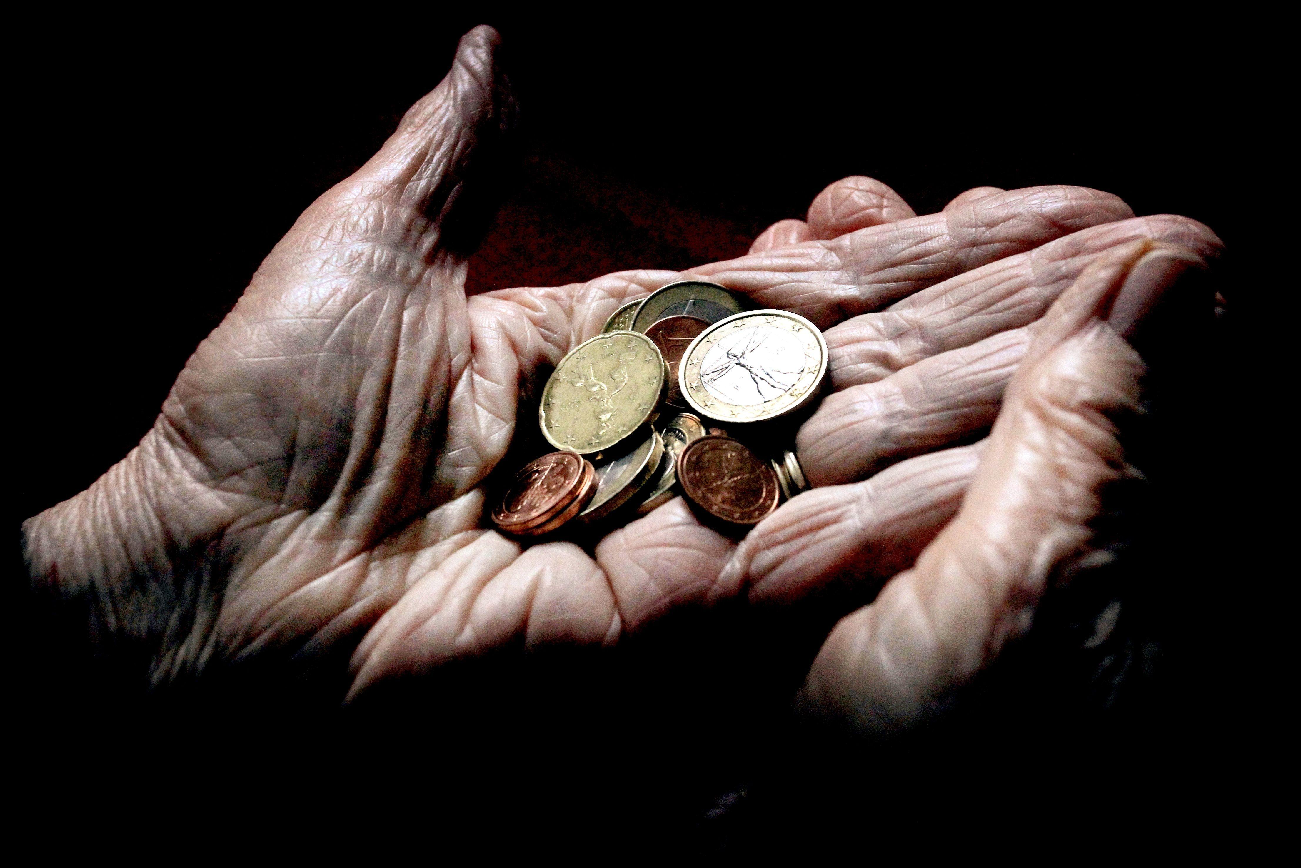 In Deutschland gelten mehr als 13 Millionen Menschen als arm. Das zeigen neue Zahlen des Paritätischen Gesamtverbandes. 