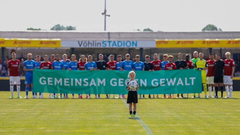 Der FC Illertissen und der FC Ingolstadt vor dem bayerischen Landespokal-Finale