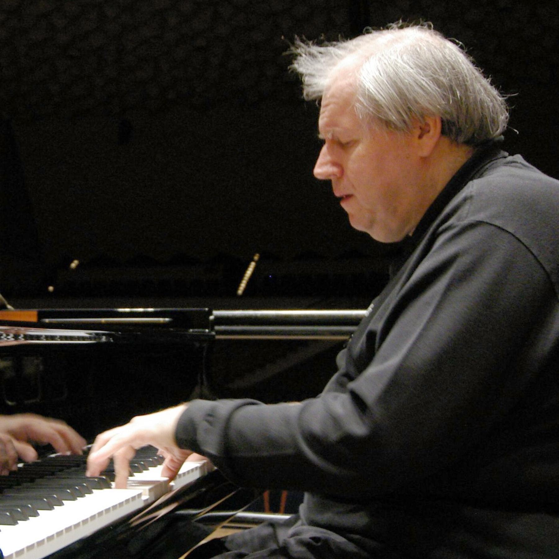 Kritik: Grigory Sokolovs Klavierabend in Nürnberg episode artwork