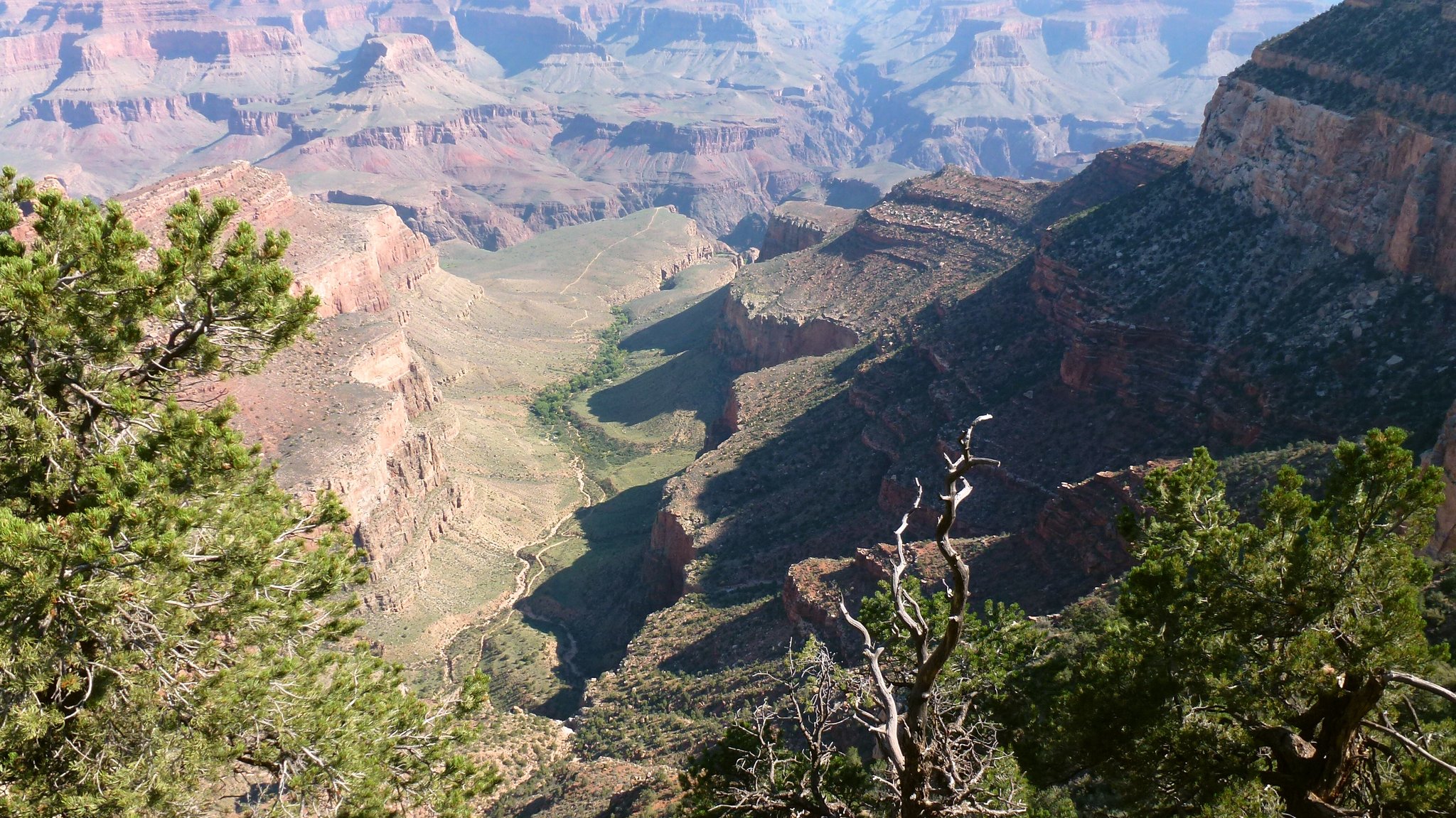 Blick vom Südrand (South Rim) in den Grand Canyon. (Symbolbild) | Bild: picture alliance / dpa | Alexandra Schuler Blick vom Südrand (South Rim) in den Grand Canyon. (Symbolbild)