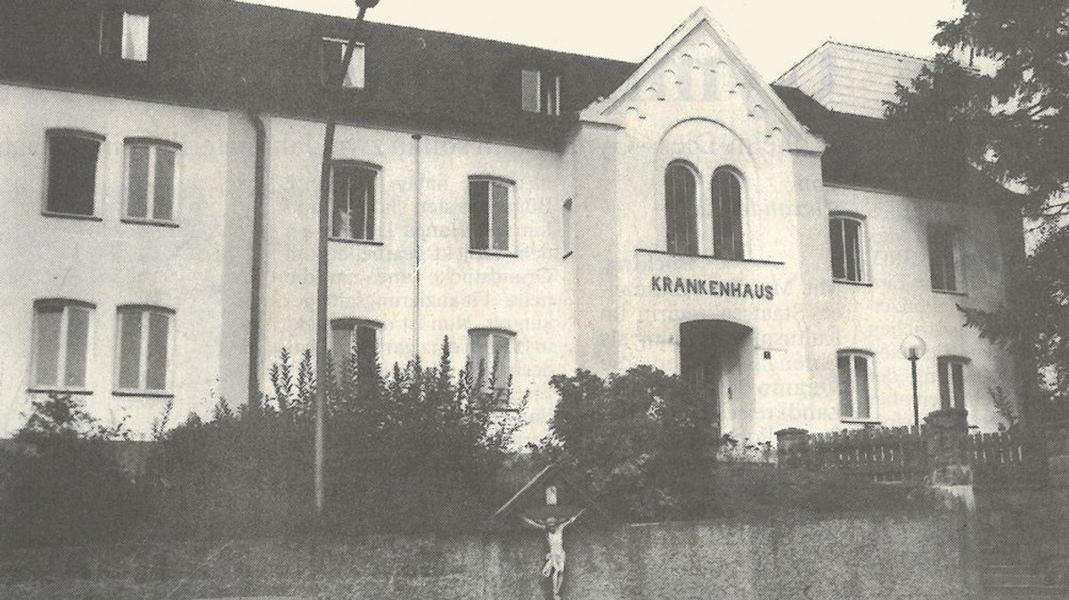 Das Krankenhaus von Aidenbach im Jahr 1995.