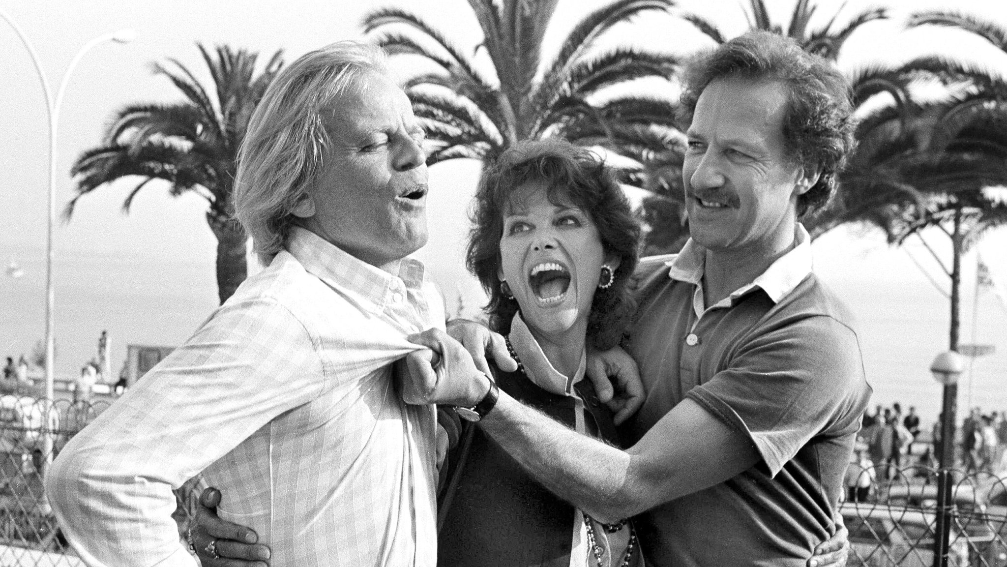 Die Darsteller Klaus Kinski und Claudia Cardinale sowie Regisseur Werner Herzog bei den Filmfestspielen in Cannes 1982 