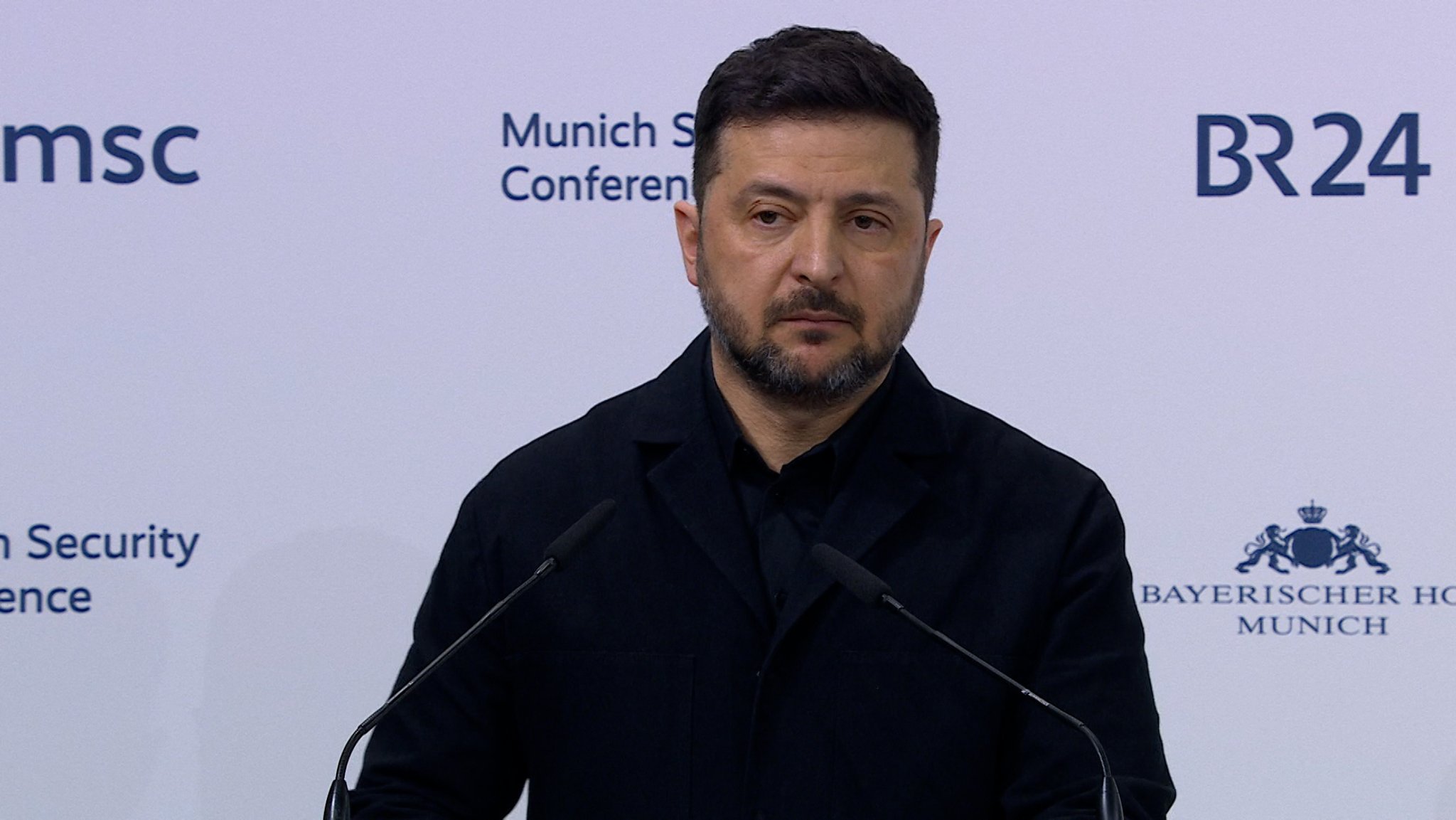 Wolodymyr Selenskyj fordert erneut Sicherheitsgarantien für die Ukraine und für ganz Europa. 