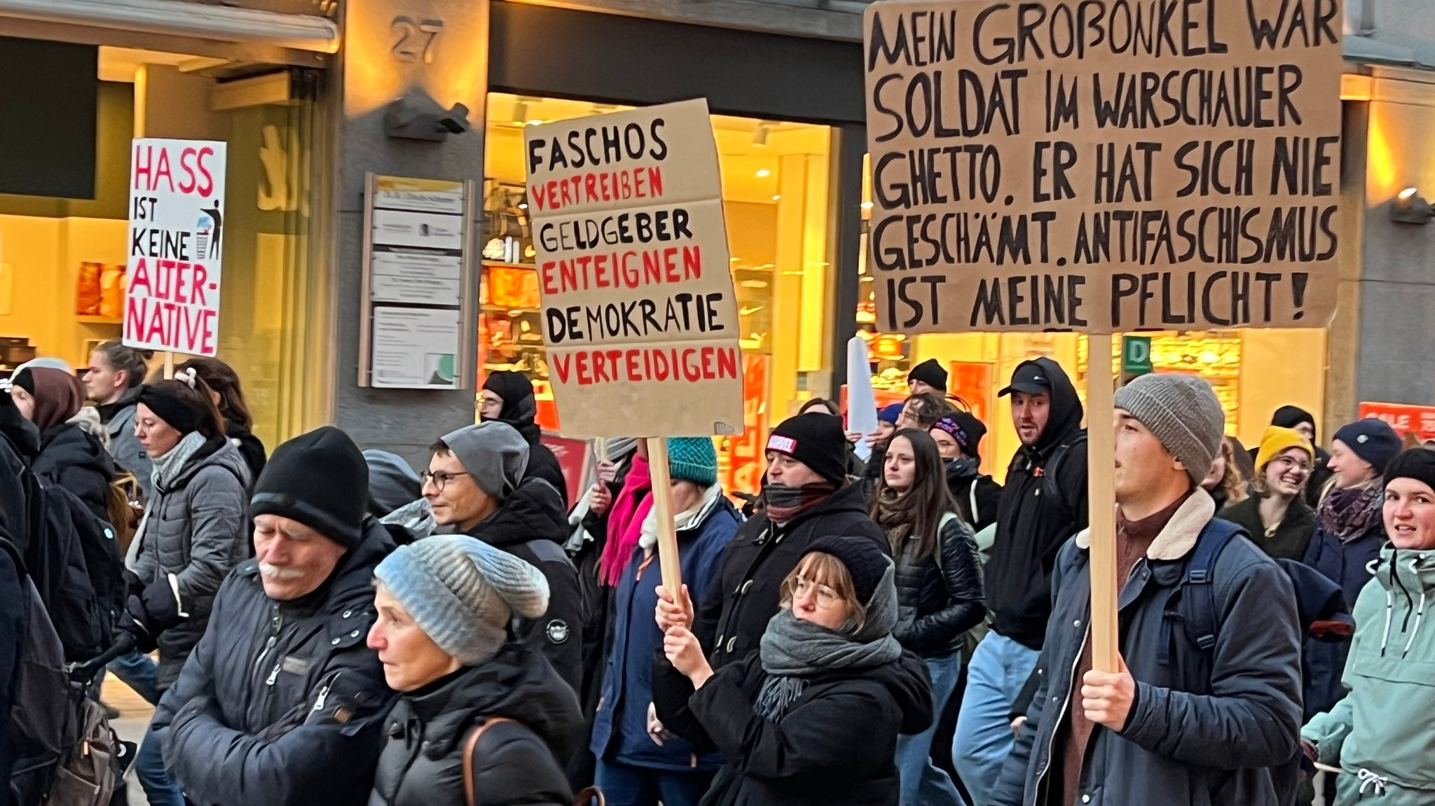 Demonstration gegen die AfD in Würzburg