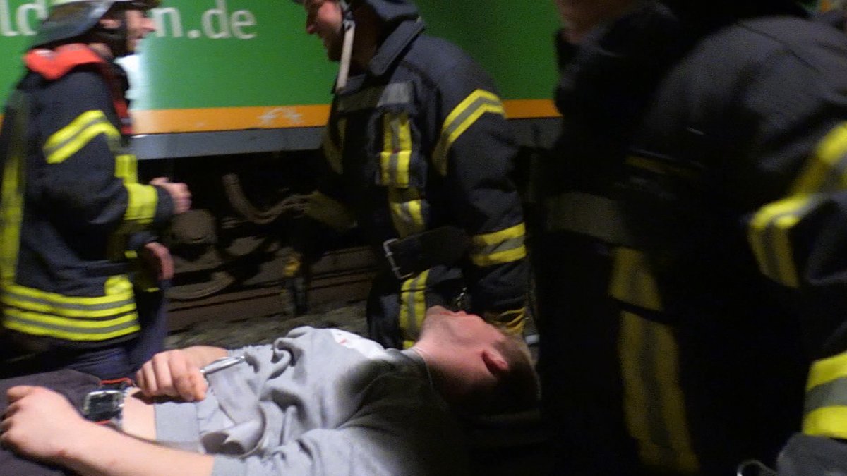 Zugunglück simuliert: Katastrophenübung bei Deggendorf