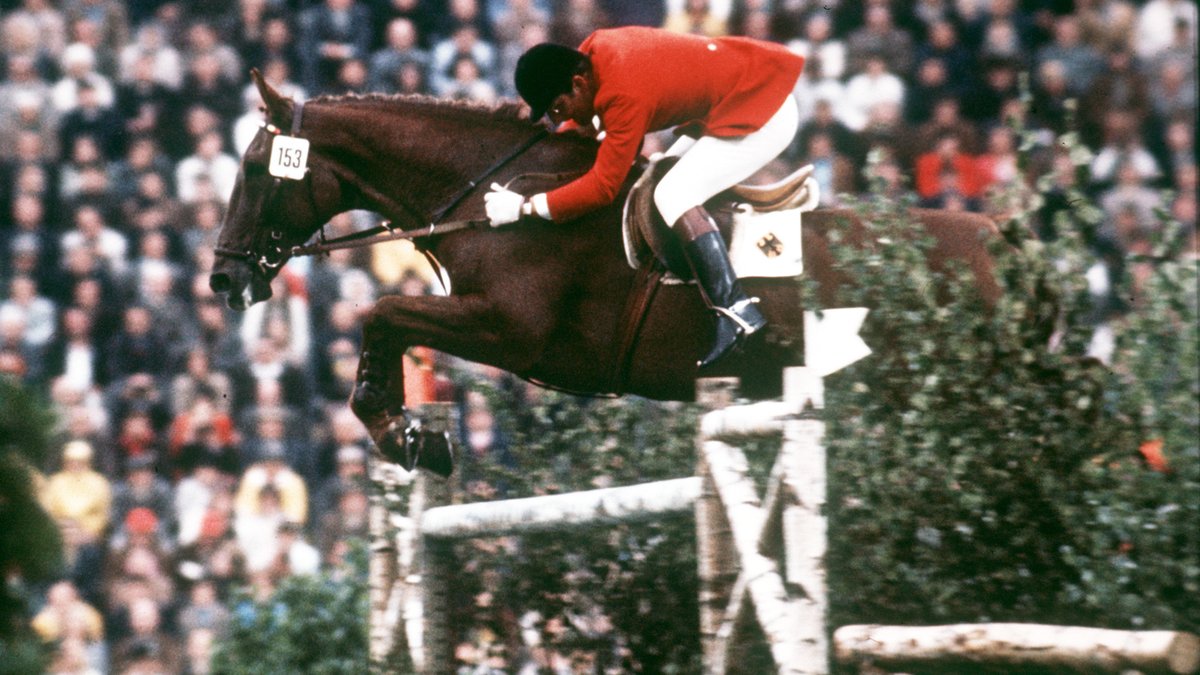 Olympia 1972: Hans Günter Winkler auf Torphy | Bild: Picture alliance/dpa Olympia 1972: Hans Günter Winkler auf Torphy