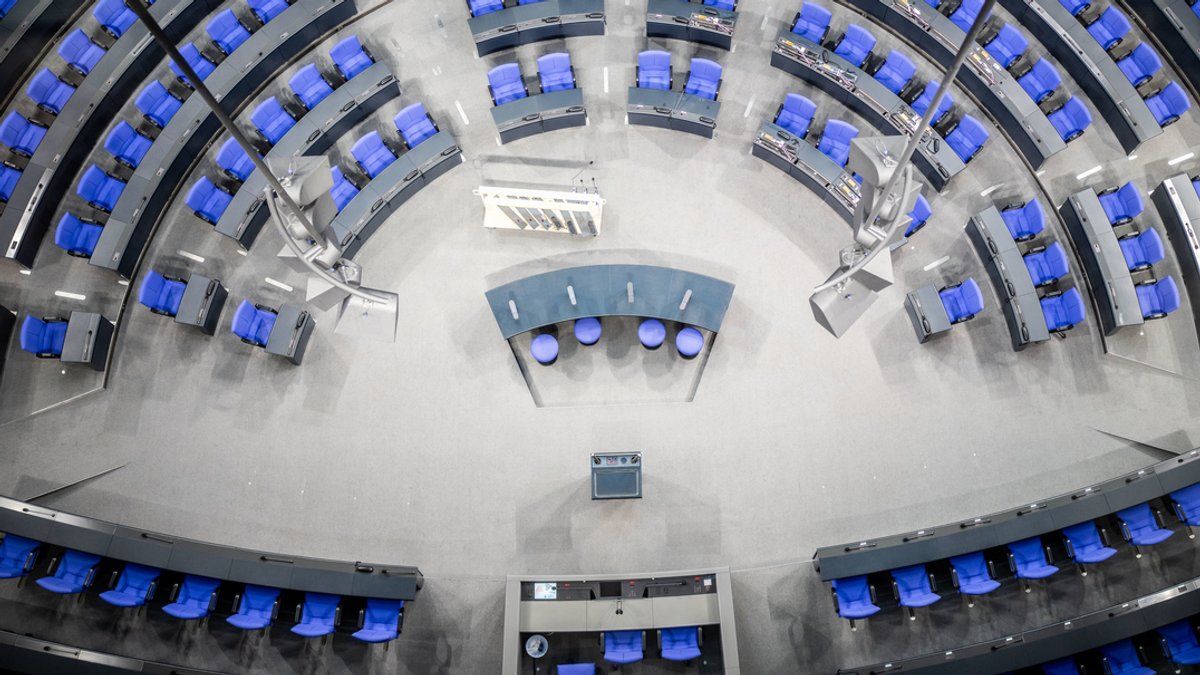 Bundestag führt 2G-plus-Vorschriften für Abgeordnete ein