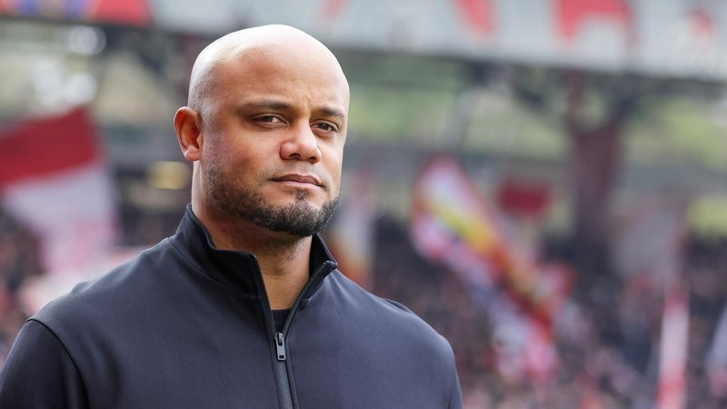 FC-Bayern-Trainer Vincent Kompany | Bild: picture alliance / firo Sportphoto | Sebastian El-Saqqa FC-Bayern-Trainer Vincent Kompany