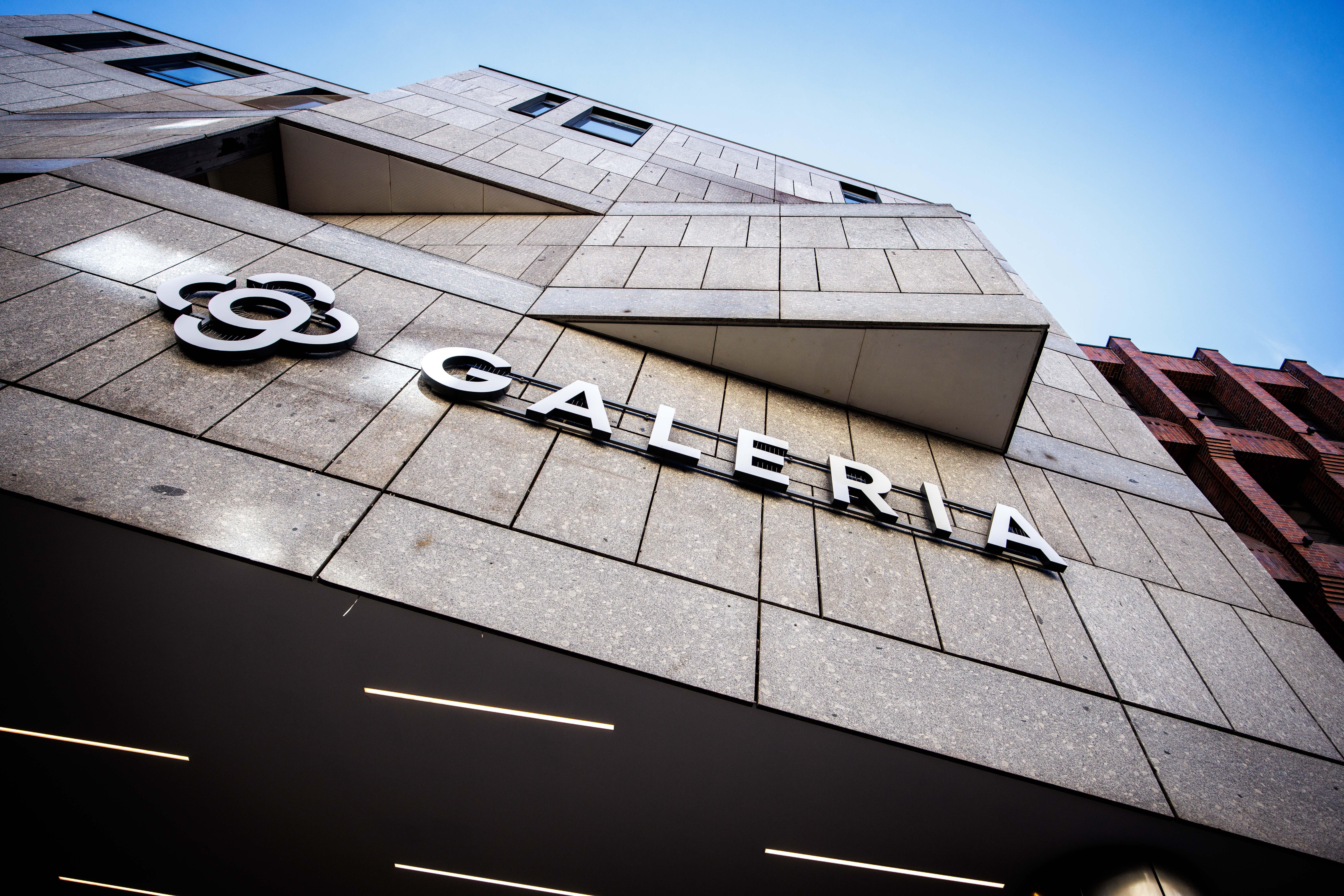 Schriftzug Galeria an der Fassade einer Filiale am Münchner Marienplatz
