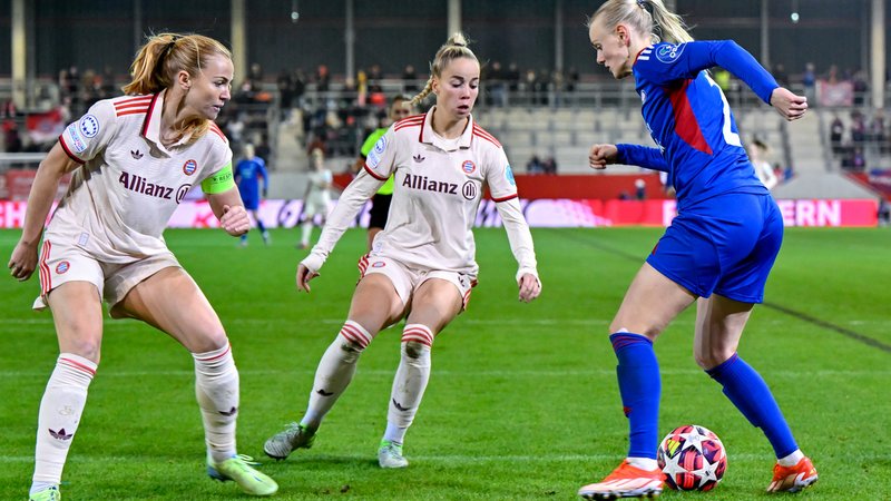 Spielszene: FC Bayern - Valerenga IF | Bild: picture alliance / foto2press | Sven Leifer Spielszene: FC Bayern - Valerenga IF