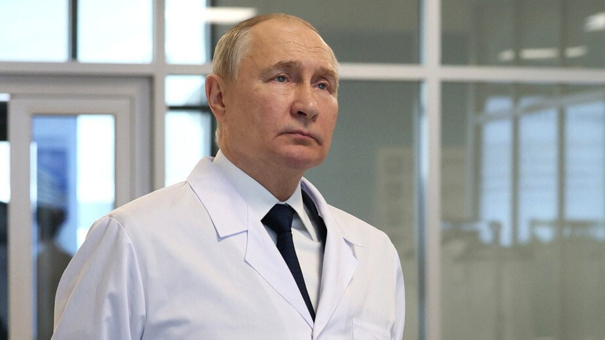 "Wahrhaft mittelalterlich": Putin schweigt zu Pest-Gerüchten