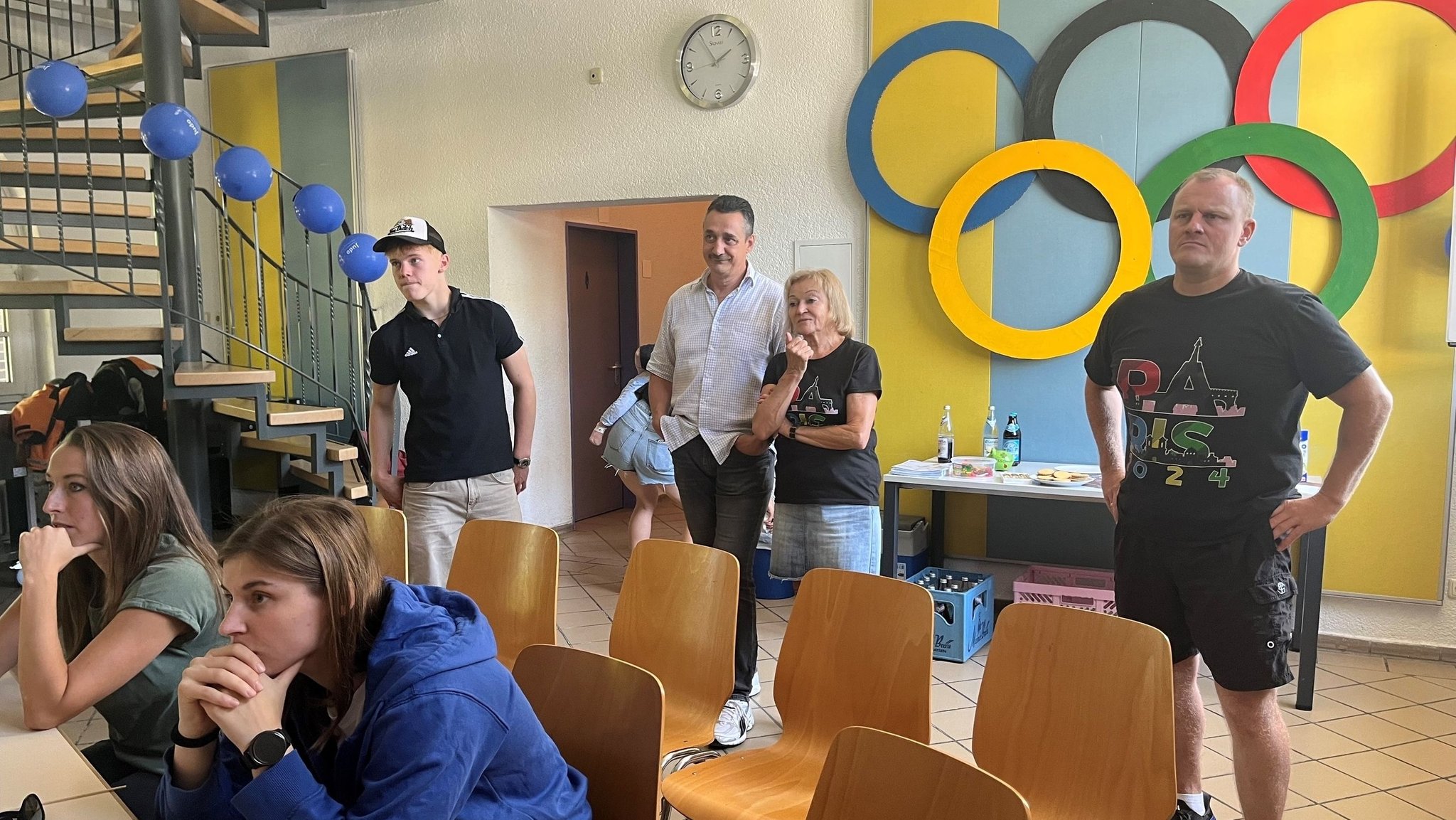 Judoka Timo Cavelius aus Hof ist bei den Olympischen Spielen bislang ohne Medaille geblieben. Der 27-Jährige verlor seinen Auftaktkampf in der Gewichtsklasse bis 81 Kilogramm. Kurze Enttäuschung, aber auch Respekt zuhause in Hof für den Judoka.