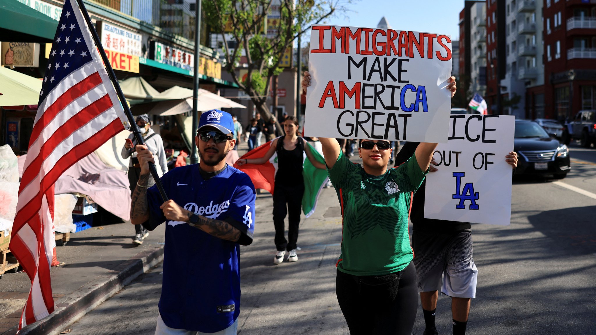 Protestzug durch Los Angeles | Bild: REUTERS/David Swanson Protestzug durch Los Angeles