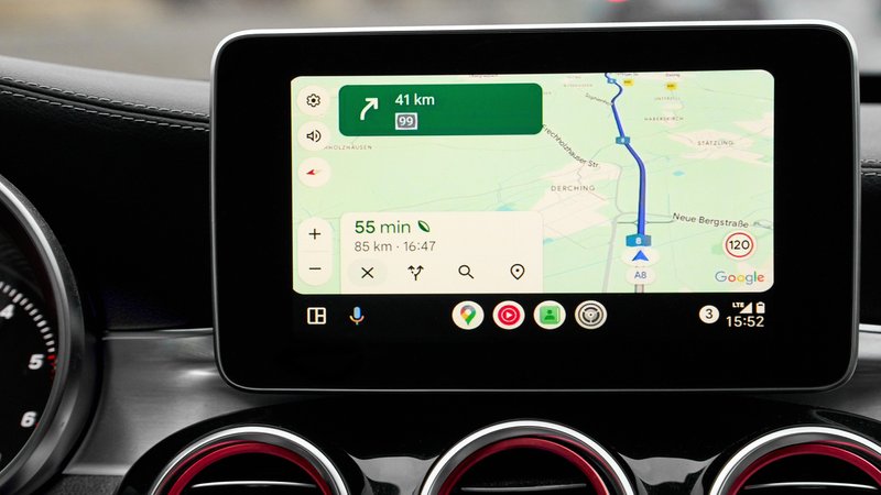 20 Jahre Google Maps: Vom Straßenatlas zur heimlichen Super-App | Bild: picture alliance / CHROMORANGE | Michael Bihlmayer 20 Jahre Google Maps: Vom Straßenatlas zur heimlichen Super-App