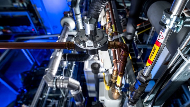 Wasserstofftank beim Deutschen Zentrum für Luft- und Raumfahrt (DLR) | Bild: Deutsches Zentrum für Luft- und Raumfahrt (DLR) Wasserstofftank beim Deutschen Zentrum für Luft- und Raumfahrt (DLR)