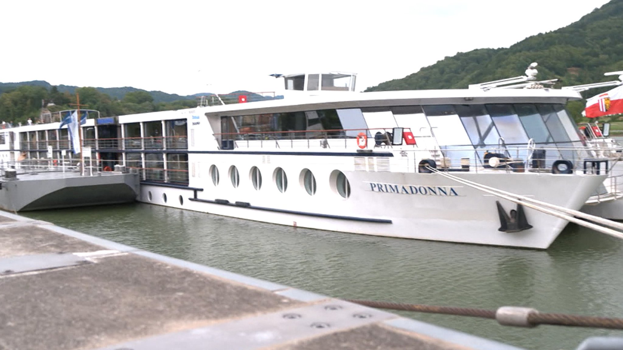 Flusskreuzfahrten: Donau-Niedrigwasser macht Probleme | Bild: BR Flusskreuzfahrten: Donau-Niedrigwasser macht Probleme