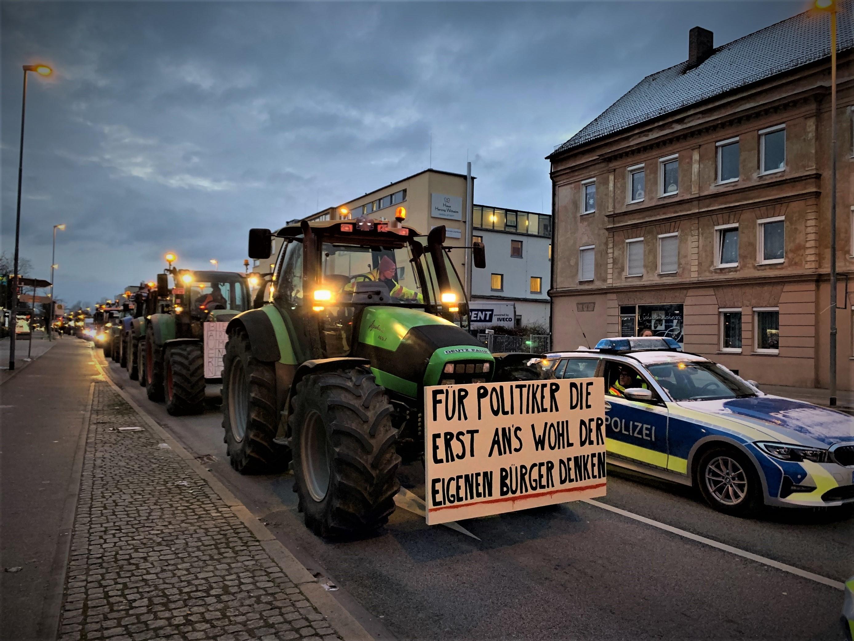 Bauernproteste: Wo Sie In Bayern Für Verkehrsprobleme Sorgen | BR24