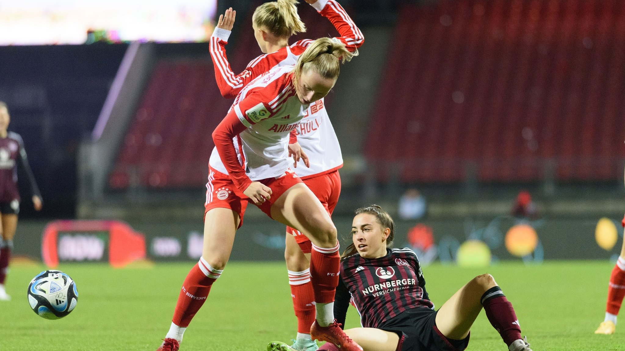 Spielszene 1. FC Nürnberg - FC Bayern Frauen