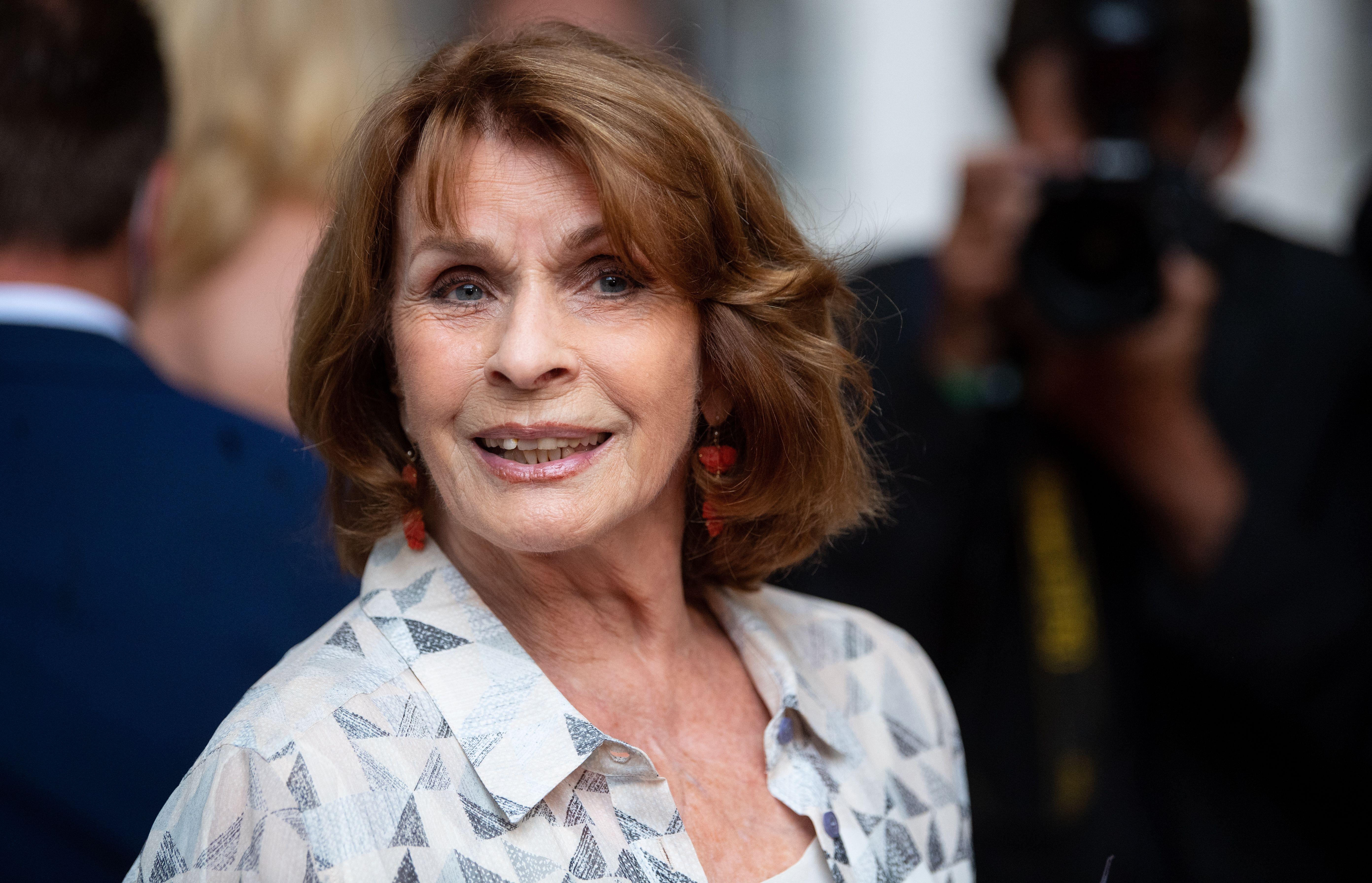 ARCHIV - 22.06.2021, Bayern, München: Senta Berger, Schauspielerin, kommt zur Verleihung des Friedenspreises des Deutschen Films «Die Brücke» ins Cuvilliestheater.  (zu dpa: «Familie als Anker – Senta Berger über Liebe, Verlust und Mut») Foto: Sven Hoppe/dpa +++ dpa-Bildfunk +++ | Bild:dpa-Bildfunk/Sven Hoppe