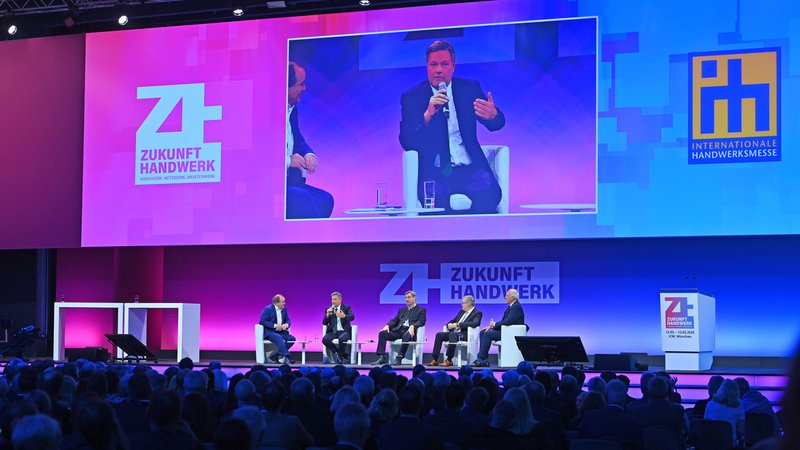 Eröffnung der Handwerksmesse in München | Bild: picture alliance / SvenSimon | Frank Hoermann Eröffnung der Handwerksmesse in München