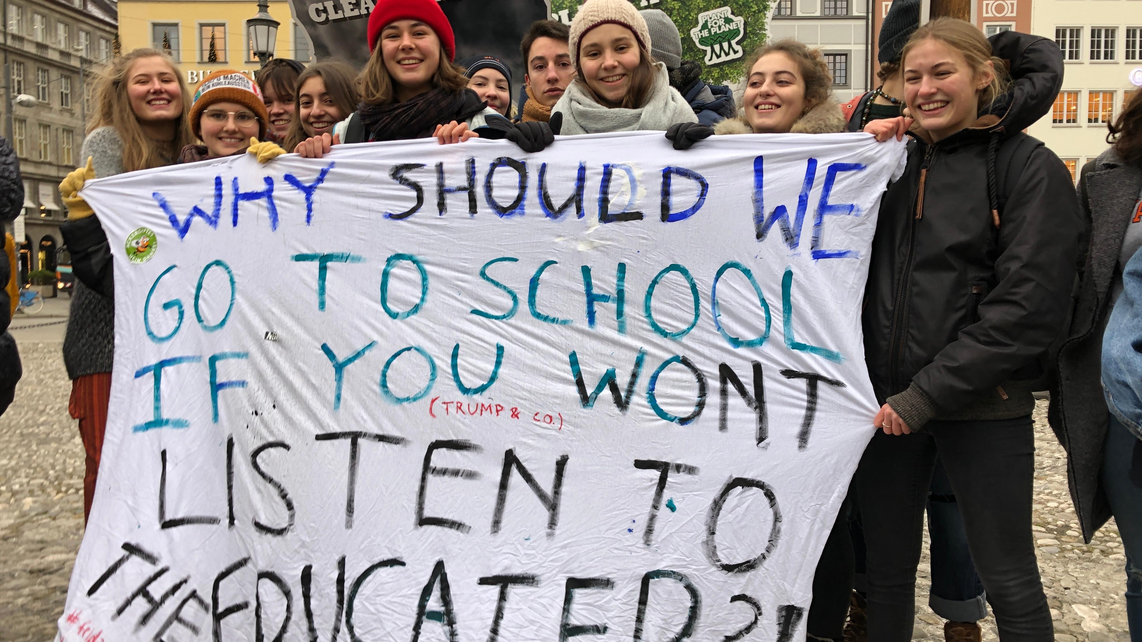 Schüler Demonstration Für Klimaschutz In München Br24