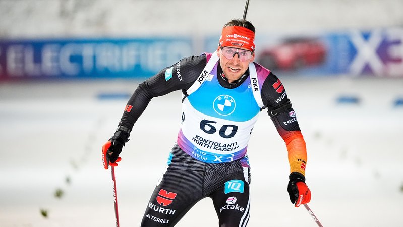 Philipp Nawrath beim Zieleinlauf in Kontiolahti | Bild: picture alliance / BILDBYRÅN | KALLE PARKKINEN Philipp Nawrath beim Zieleinlauf in Kontiolahti