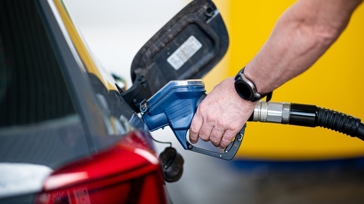 Tankstellen-Preise: Warum Benzin teurer wird, Diesel aber nicht