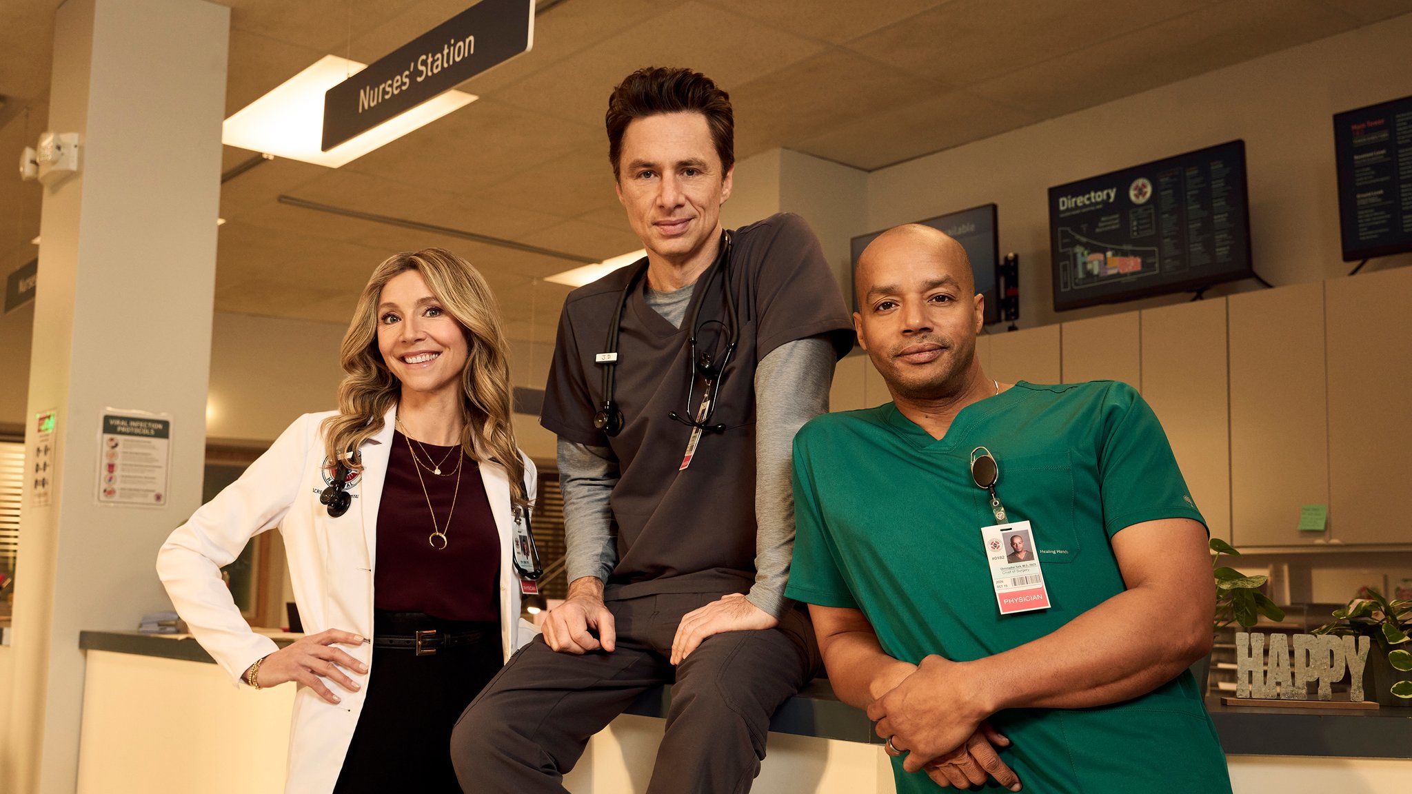 Auch wieder Teil der neuen Staffel. Von links nach rechts: Elliot (Sarah Chalke), JD (Zach Braff) und Turk (Donald Faison).