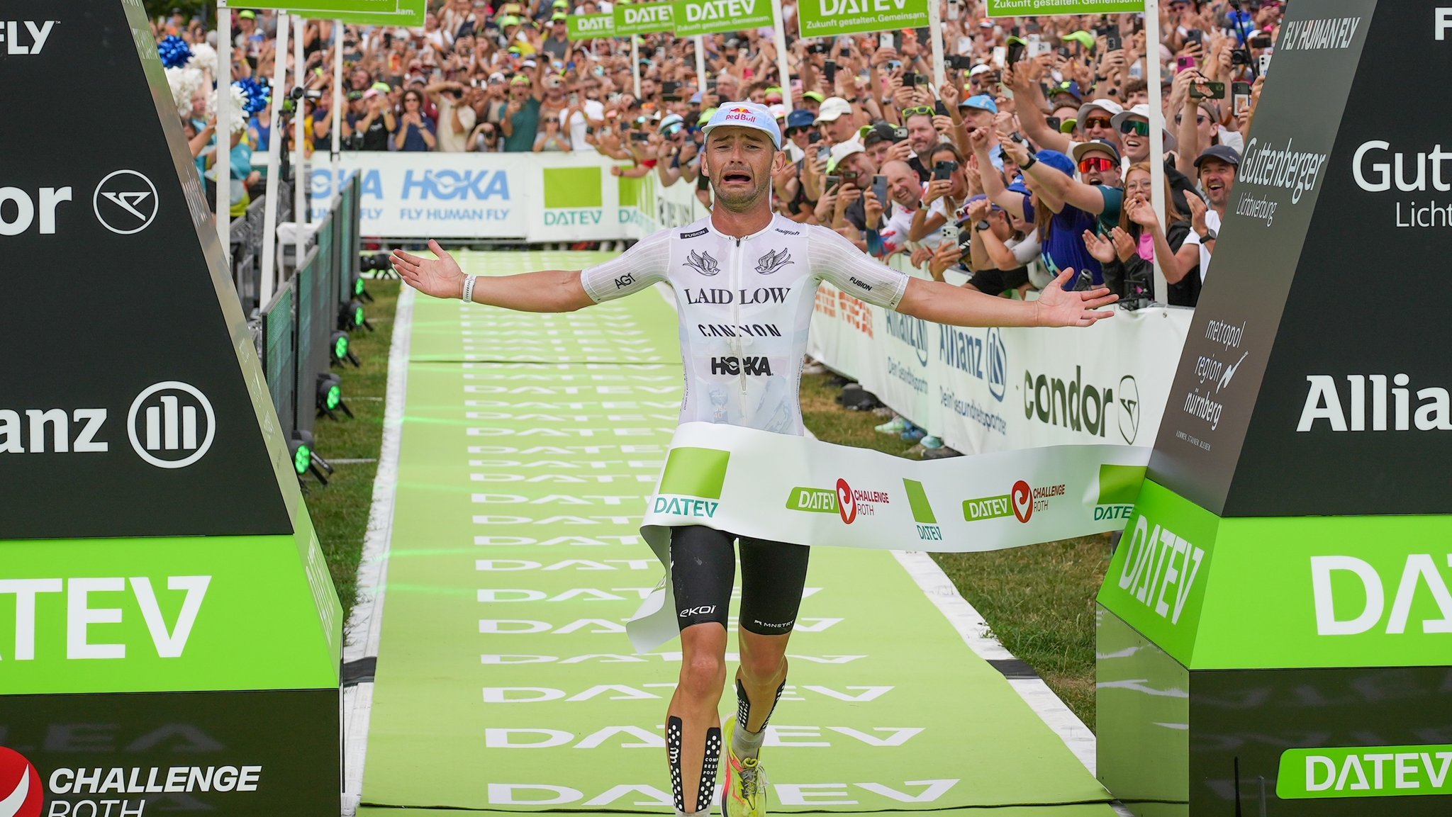 Trotz Lauf-Drama: Sam Laidlow gewinnt mit neuer Weltbestzeit