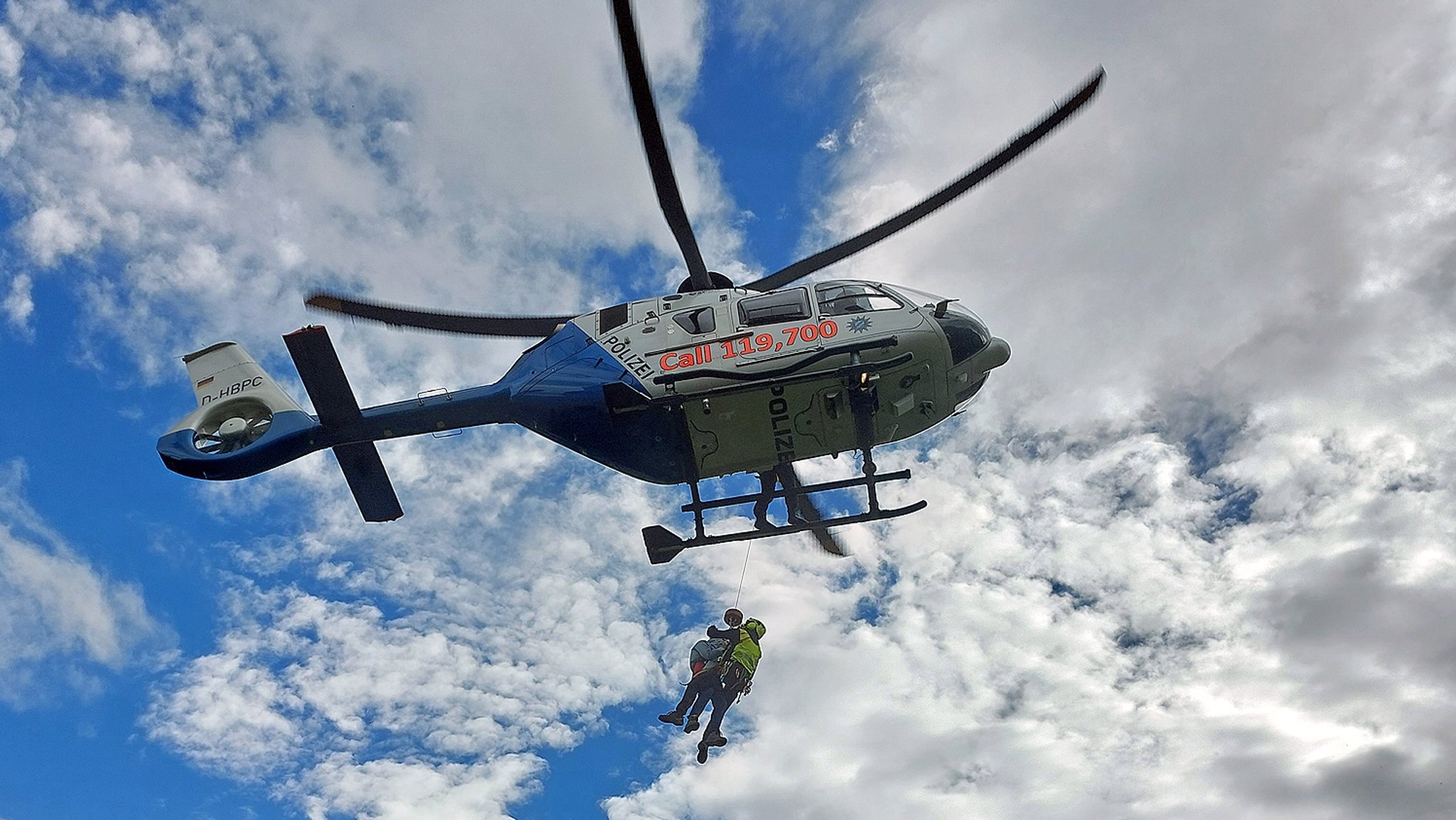 20 Wanderer nach Felssturz im Alpen-Nationalpark gerettet  