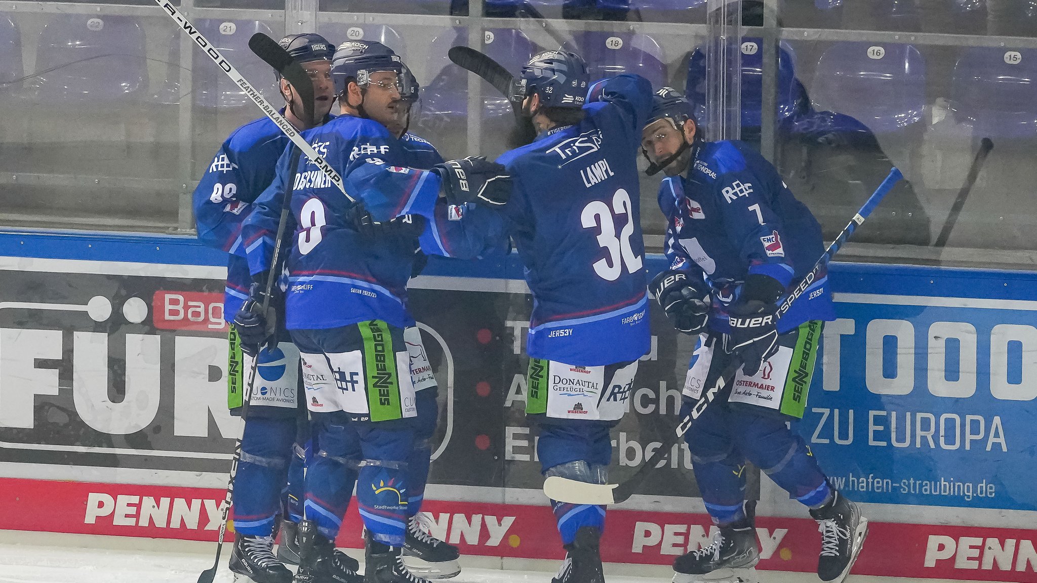 Straubing Tigers gewinnen Derby 5:1 gegen Augsburger Panther