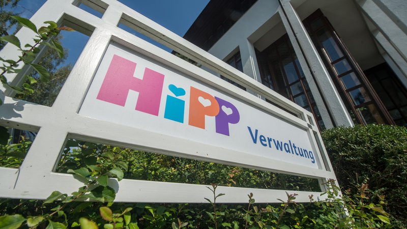 (Symbolbild) Der Babynahrungshersteller Hipp ruft mehrere seiner Produkte zurück | Bild: picture alliance / dpa | Armin Weigel (Symbolbild) Der Babynahrungshersteller Hipp ruft mehrere seiner Produkte zurück