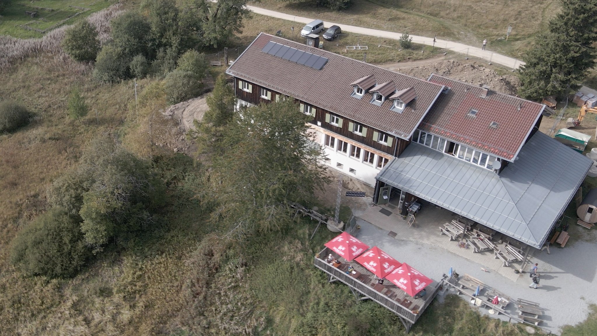 Das Landshuter Haus von oben. Es soll saniert werden.