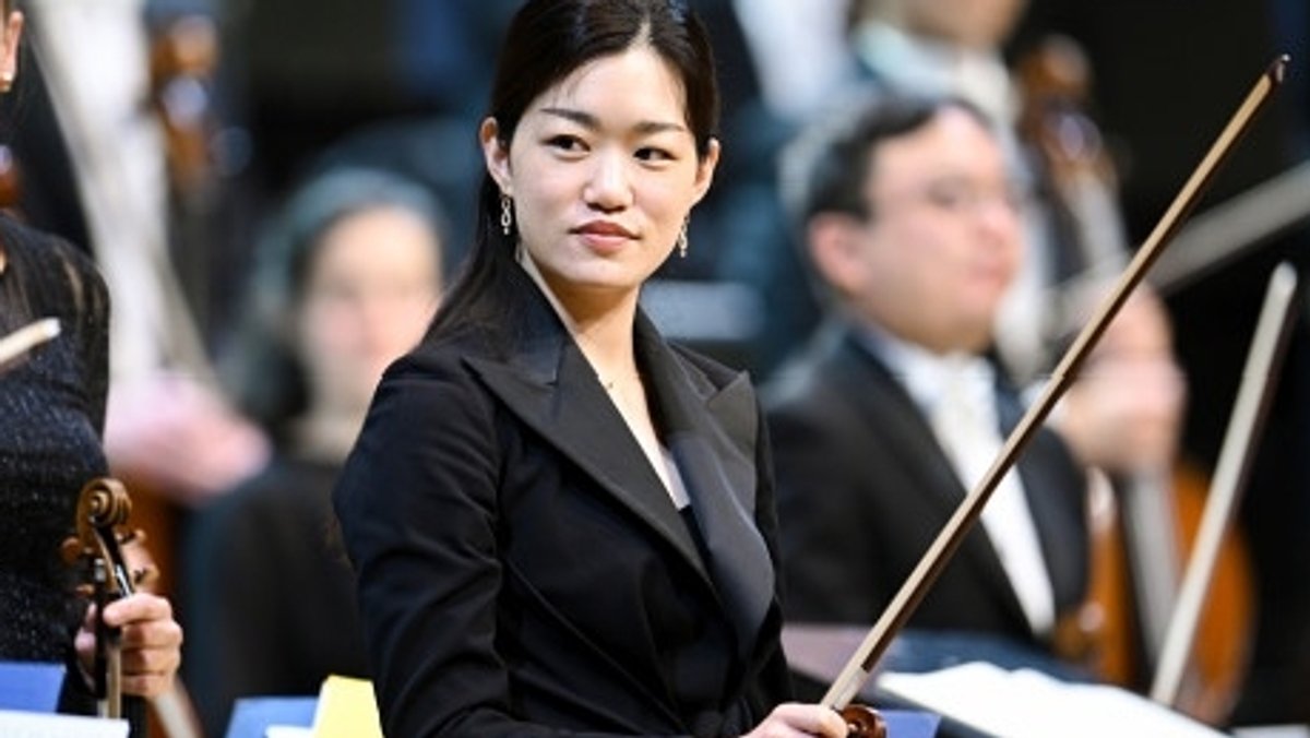 Die japanische Geigerin Naoka Aoki