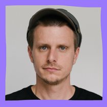 Moritz Neumeier: Überfordert als Vater, aber in lustig | Bild: BR 