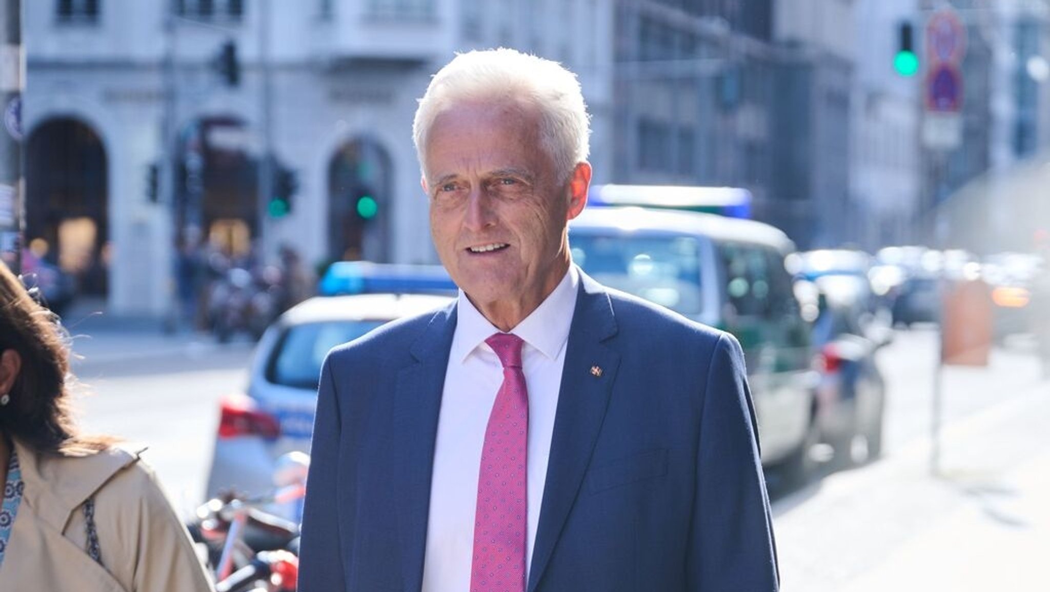 Polizisten angefahren? Ermittlungen gegen Ex-Minister Ramsauer