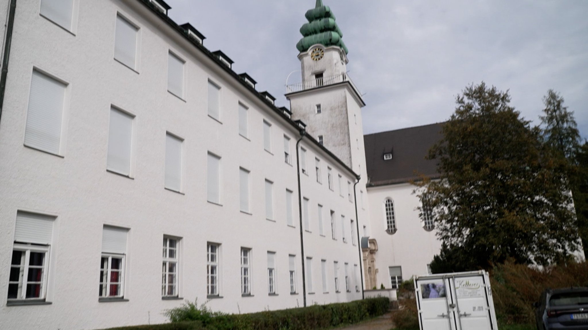 Katholisches Internat in Traunstein: Missbrauchsstudie wird vorgestellt | Bild: Bayerischer Rundfunk 2026 Katholisches Internat in Traunstein: Missbrauchsstudie wird vorgestellt