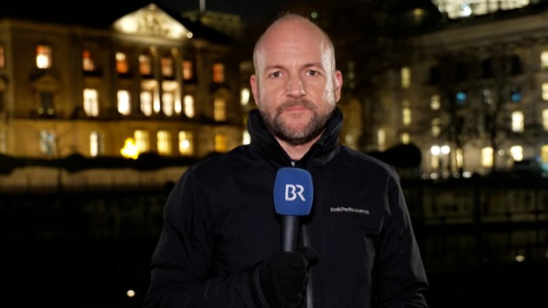 BR-Korrespondent Jan Zimmermann zur Arbeit der Rentenkommission | Bild: BR BR-Korrespondent Jan Zimmermann zur Arbeit der Rentenkommission