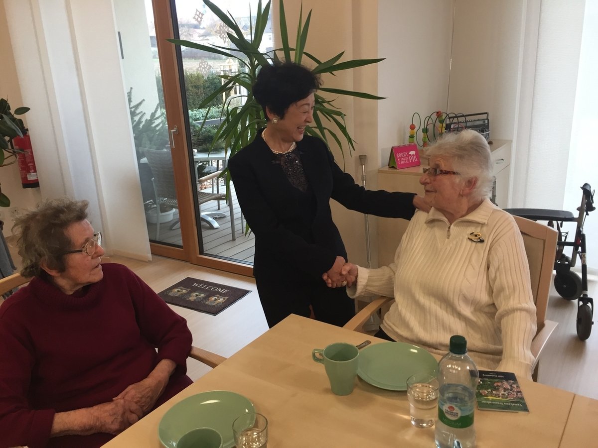 Heute Eröffnung: Japanerin stiftet Hohenberg Seniorenhaus