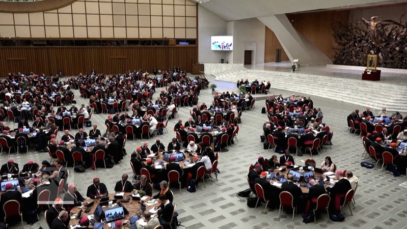 Seit drei Jahren läuft das Reformprojekt der kath. Kirche. Rund ein Achtel der Teilnehmenden sind Frauen und die wünschen sich mehr Mitsprache. | Bild: BR Seit drei Jahren läuft das Reformprojekt der kath. Kirche. Rund ein Achtel der Teilnehmenden sind Frauen und die wünschen sich mehr Mitsprache.