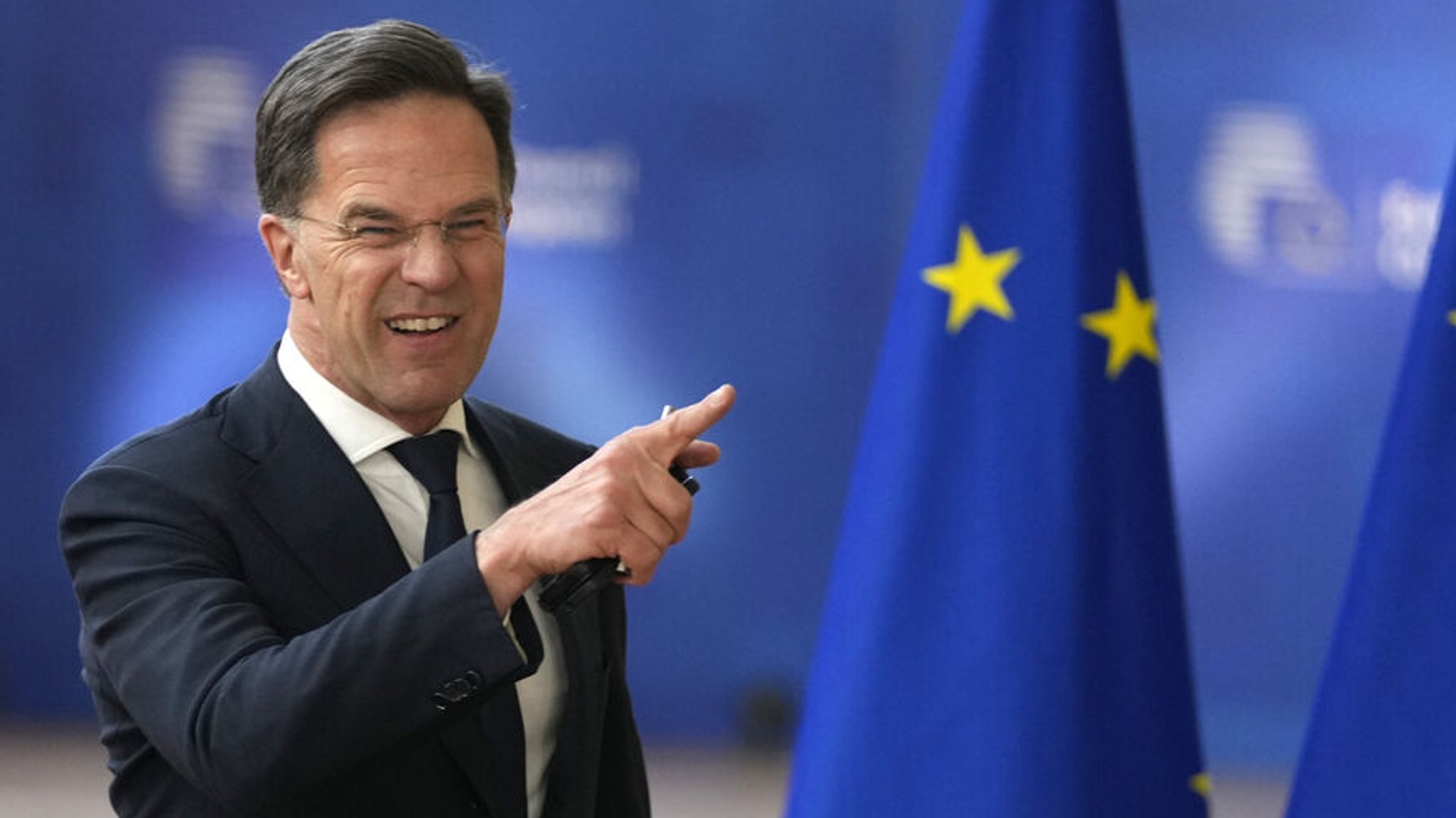 ARCHIV - 17.04.2024, Belgien, Brüssel: Mark Rutte, Ministerpräsident der Niederlande, trifft zu einem EU-Gipfel ein. (zu dpa: «Rumänien gibt auf: Niederländer Rutte kann Nato-Generalsekretär werden») Foto: Virginia Mayo/AP/dpa +++ dpa-Bildfunk +++