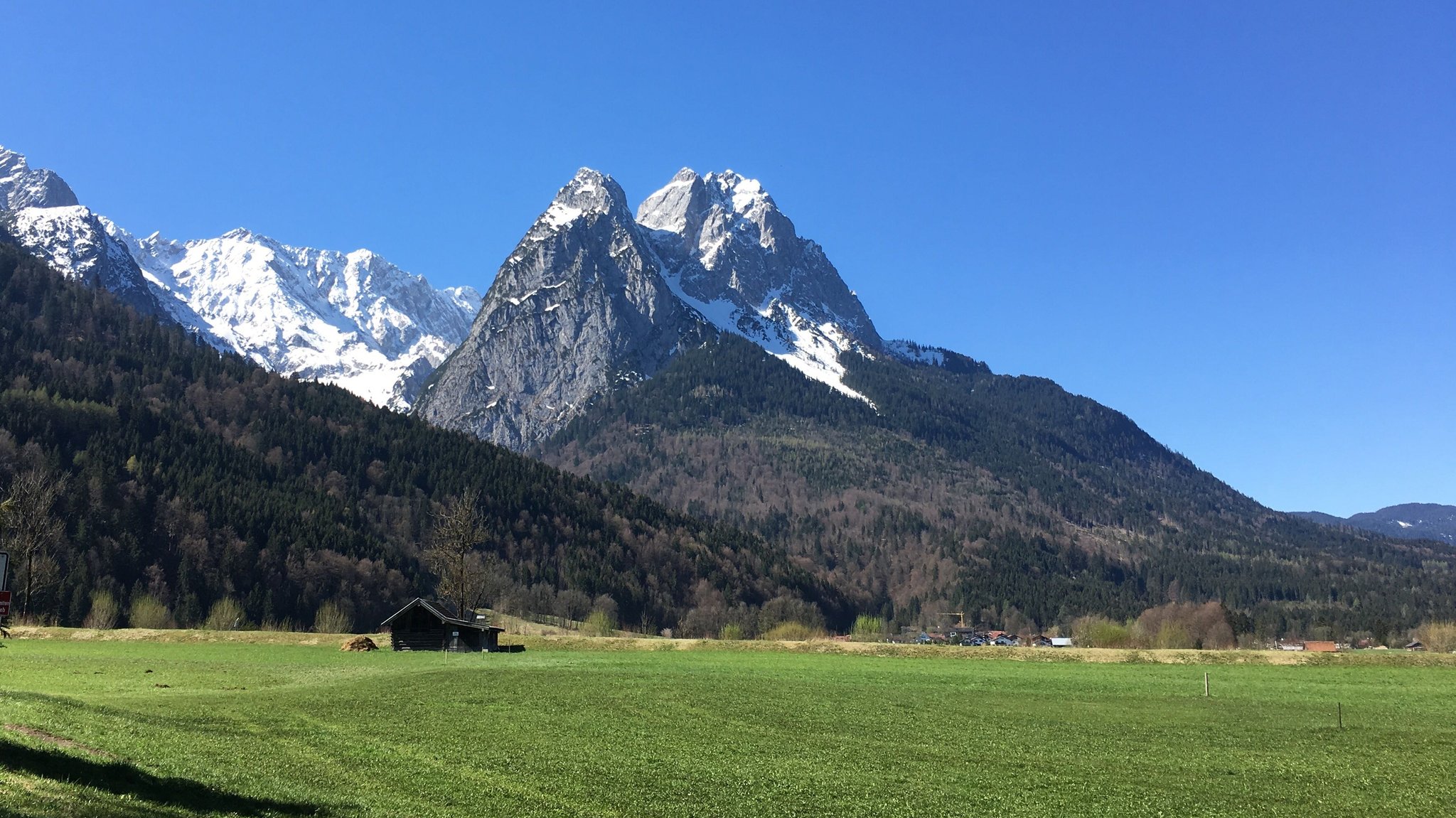 Blick auf den Waxenstein im Wettersteingebirge bei Garmisch. | Bild: privat/Elisabeth Fleschhut Blick auf den Waxenstein im Wettersteingebirge bei Garmisch.